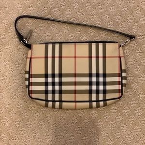 Burberry purse